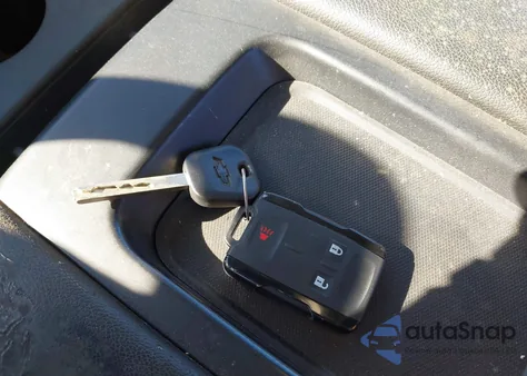 2017 Chevrolet Silverado 1500 1Lt z USA, uszkodzony, nr VIN 1GCVKREH7HZ258025